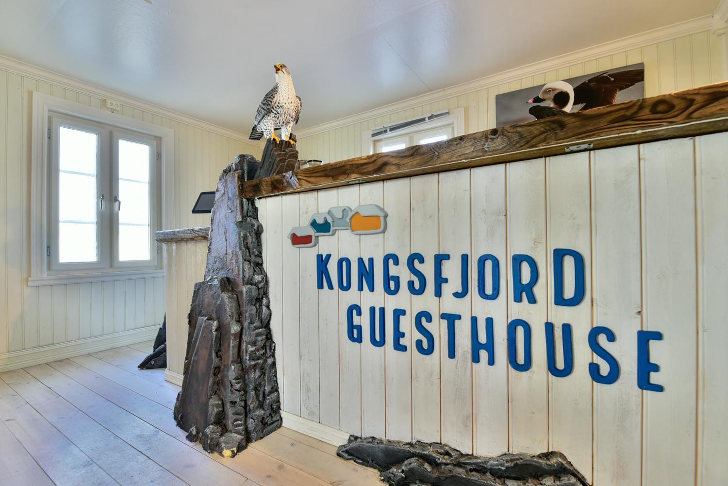 Kongsfjord Arctic Lodge Exterior photo