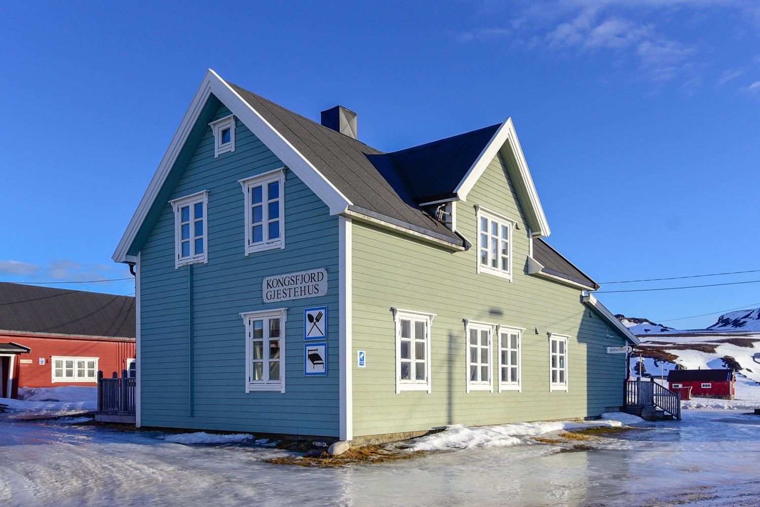 Kongsfjord Arctic Lodge Exterior photo