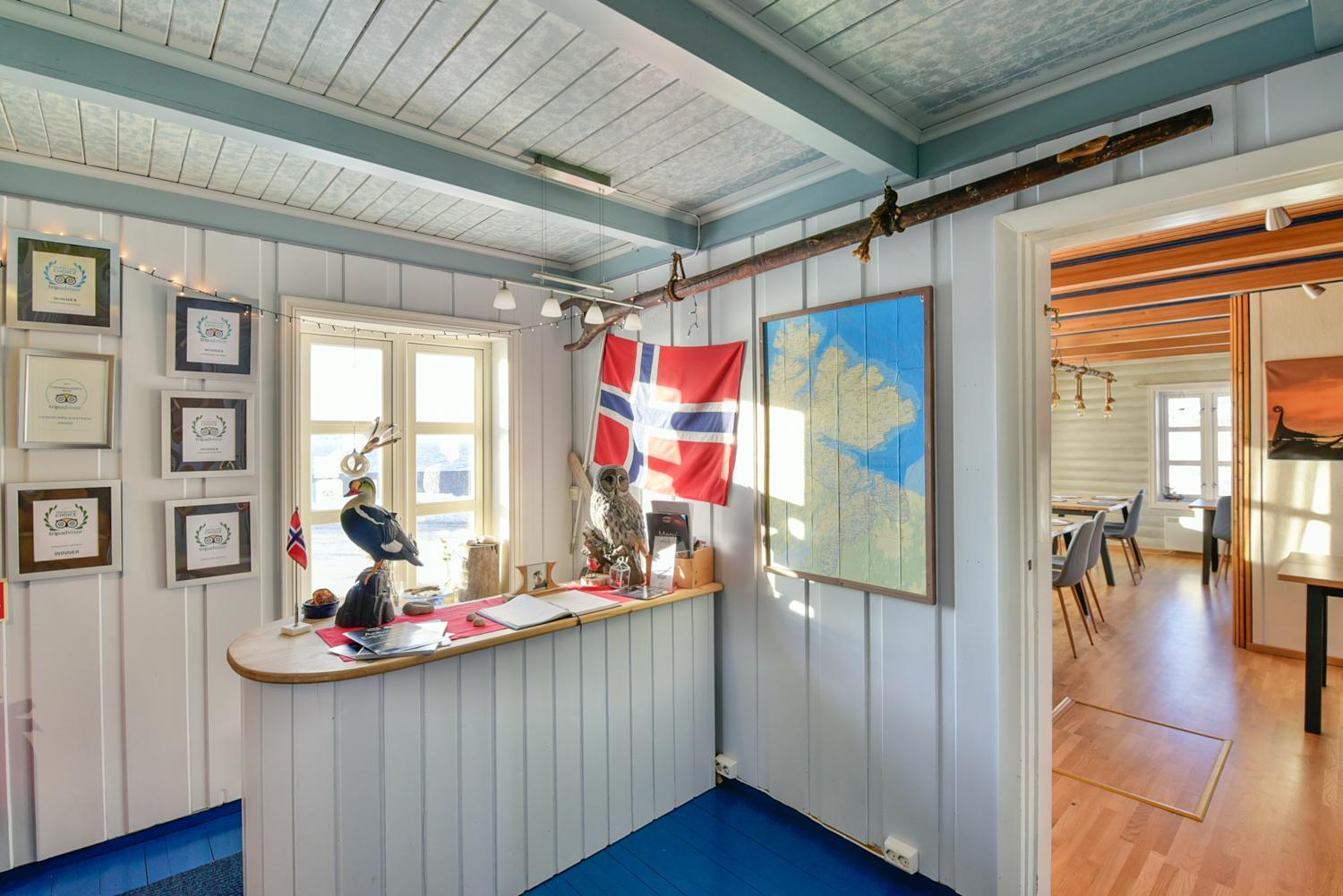 Kongsfjord Arctic Lodge Exterior photo